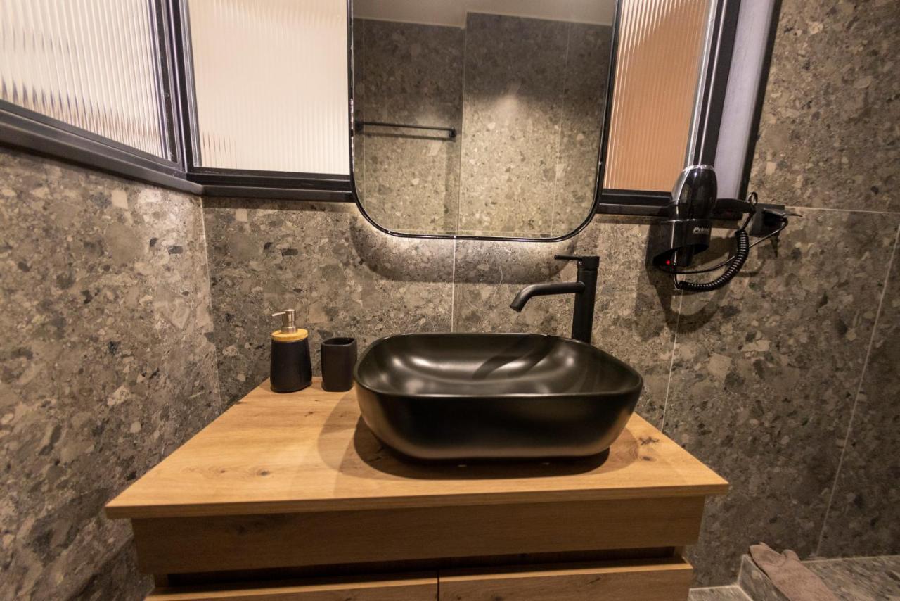 Centrally Stylish Suite By Acropolis Athens Luaran gambar